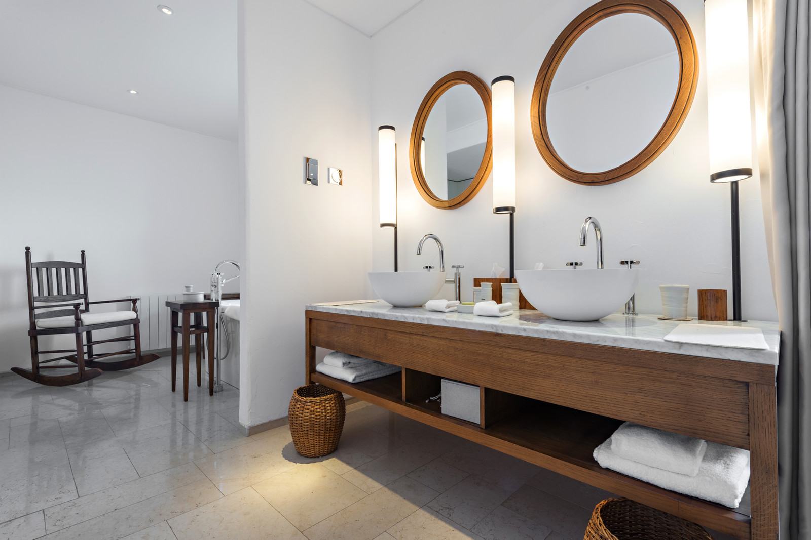 Modern renoviertes Badezimmer